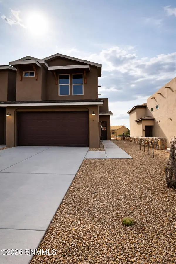 1263 Mission Nuevo Drive, Las Cruces, NM 88011