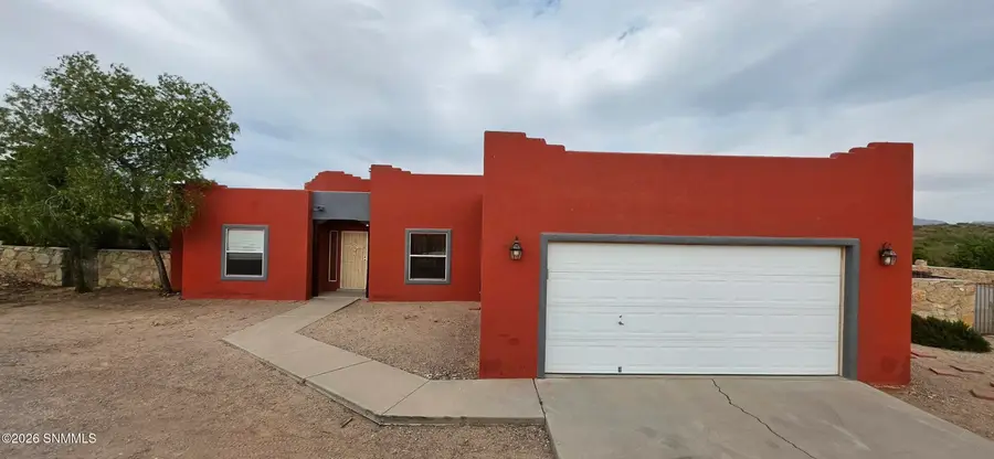 5060 Yuma Street, Las Cruces, NM 88012 - #3