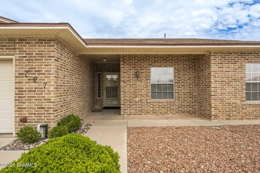 727 Mesa Point Road, Las Cruces, NM 88011 - #3