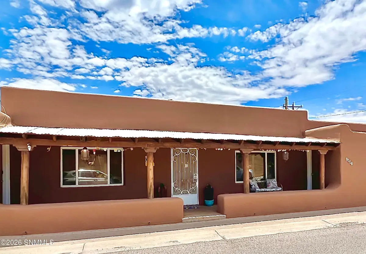 2043 Calle De Correo, Las Cruces, NM 88005 - #1