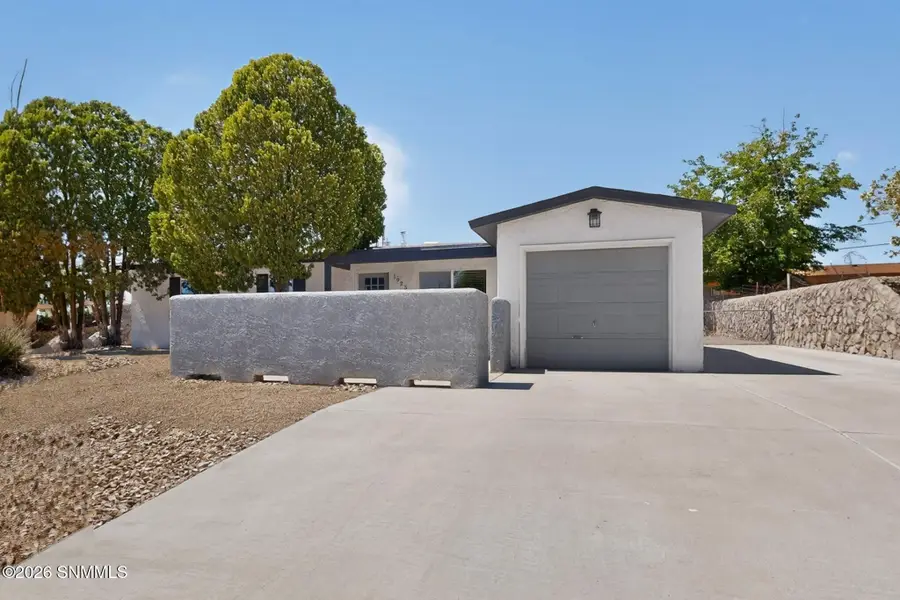1925 Poplar Avenue, Las Cruces, NM 88001 - #2