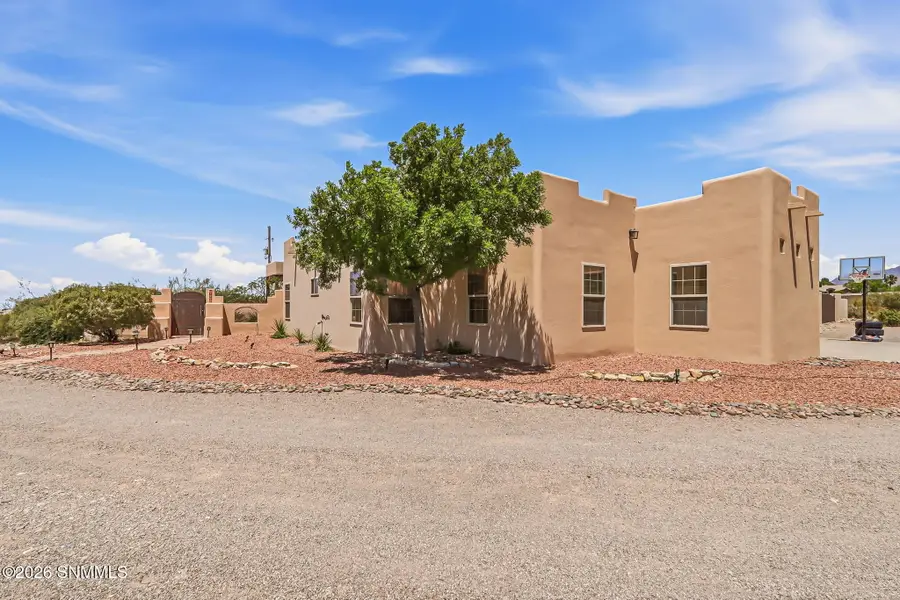 4900 Alma Road, Las Cruces, NM 88011 - #3