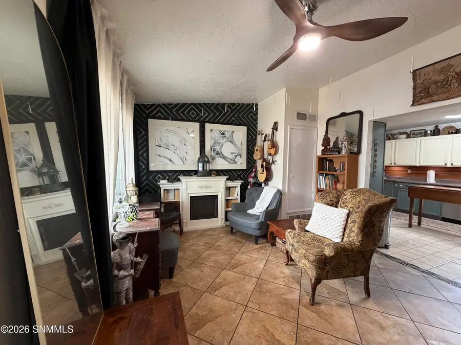 860 Lees Drive, Las Cruces, NM 88001 - #2