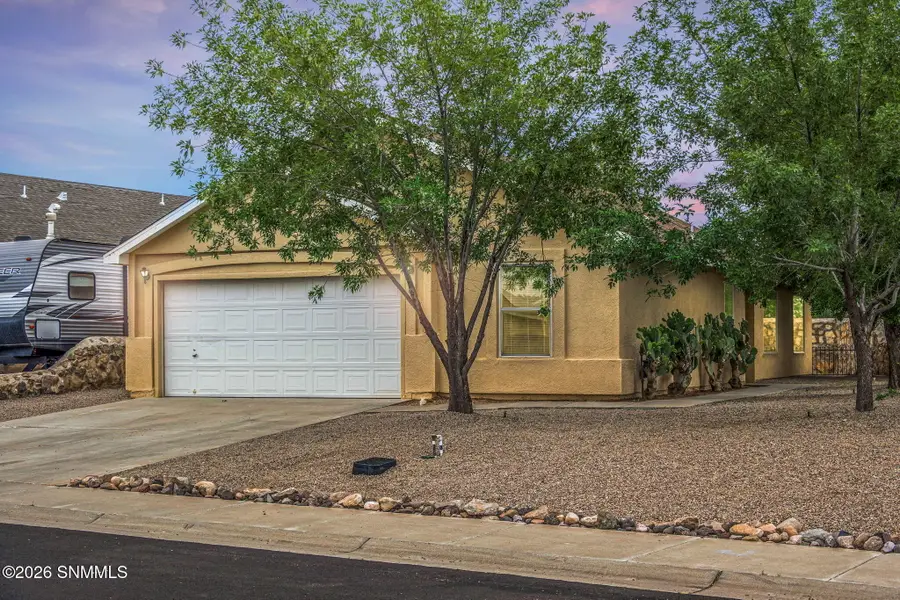 4888 Camino Dos Vidas, Las Cruces, NM 88012 - #2