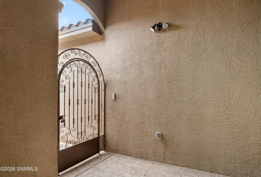 5412 Grove West Drive, Sunland Park, NM 88063 - #3