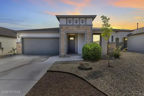 4222 Desert Lily Drive, Las Cruces, NM 88005