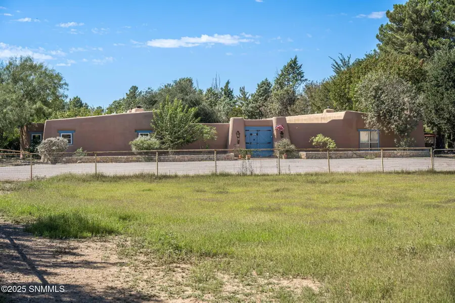 3044 Snow Road, Las Cruces, NM 88005 - #2