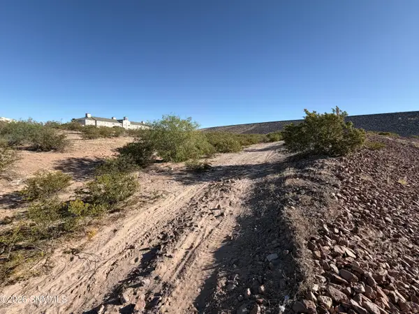 2240 N Telshor Boulevard, Las Cruces, NM 88011