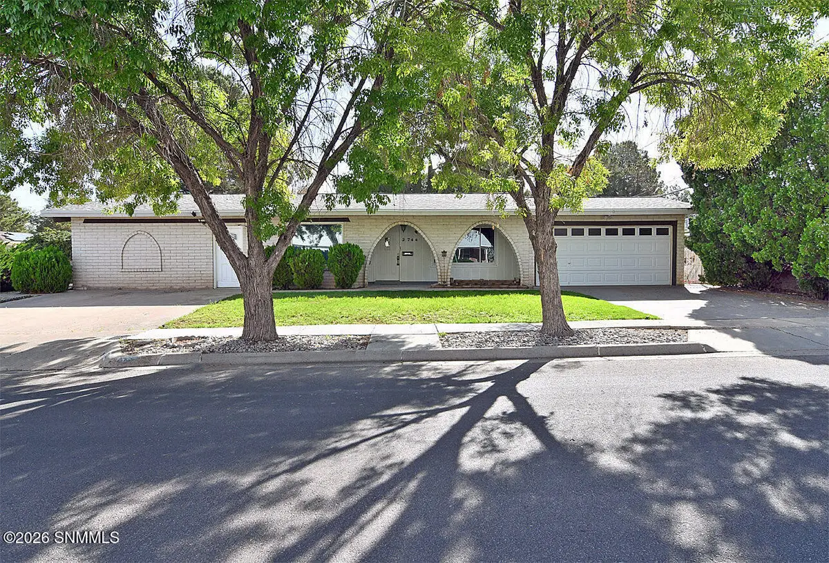 2744 Topley Avenue, Las Cruces, NM 88005 - #1