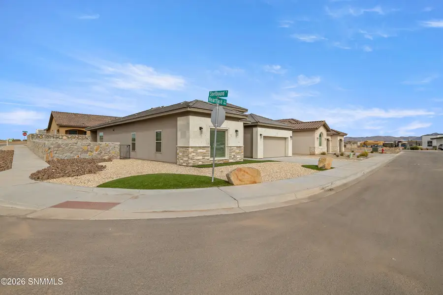 3901 Heartland Loop, Las Cruces, NM 88012 - #3