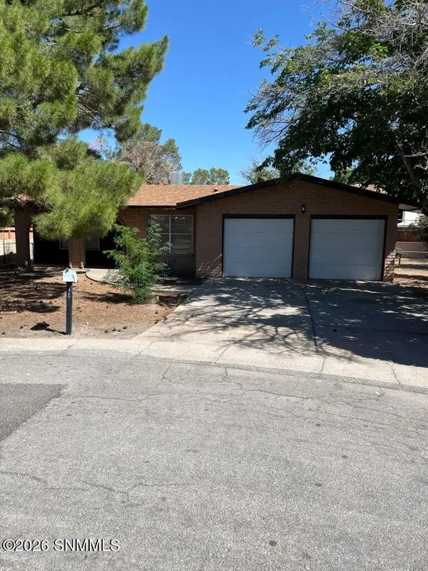 1820 Camelot Drive, Las Cruces, NM 88005