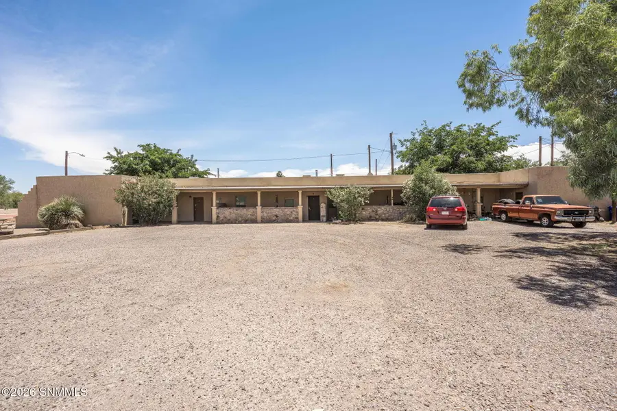 809 W Van Patten Avenue, Las Cruces, NM 88005 - #3