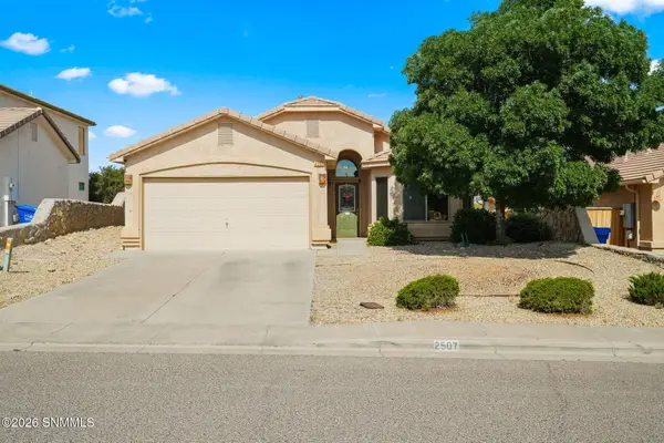 2507 Silver Hawk Avenue, Las Cruces, NM 88011