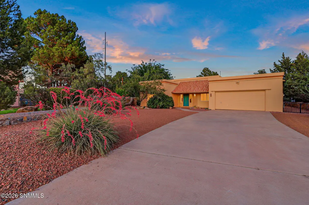 310 Bristol Court, Las Cruces, NM 88001 - #1
