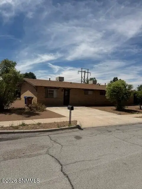 950 Glendale, Las Cruces, NM 88005