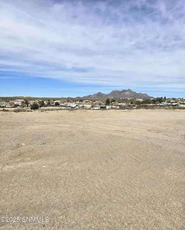 5344 Pistolero Place, Las Cruces, NM 88001