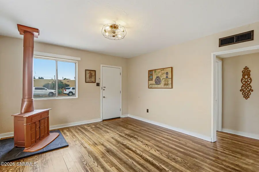 204 Manso Avenue, Las Cruces, NM 88005 - #2