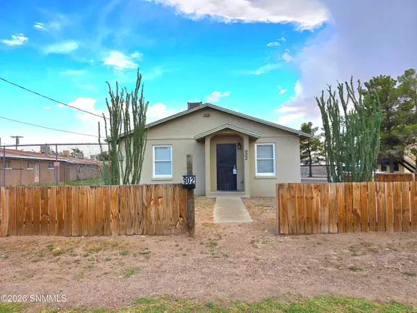 902 Foster Road, Las Cruces, NM 88001