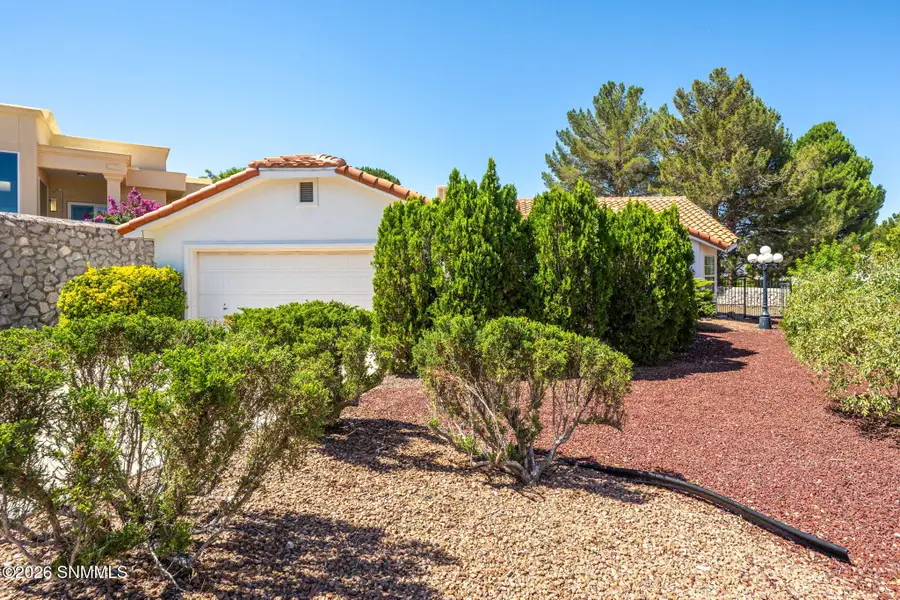 2511 Cherokee Circle, Las Cruces, NM 88011 - #2