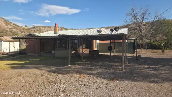 15465 Highway 187, Williamsburg, NM 87942
