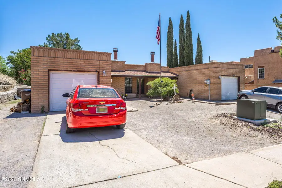 955 Executive Place #APT A, Las Cruces, NM 88011 - #2