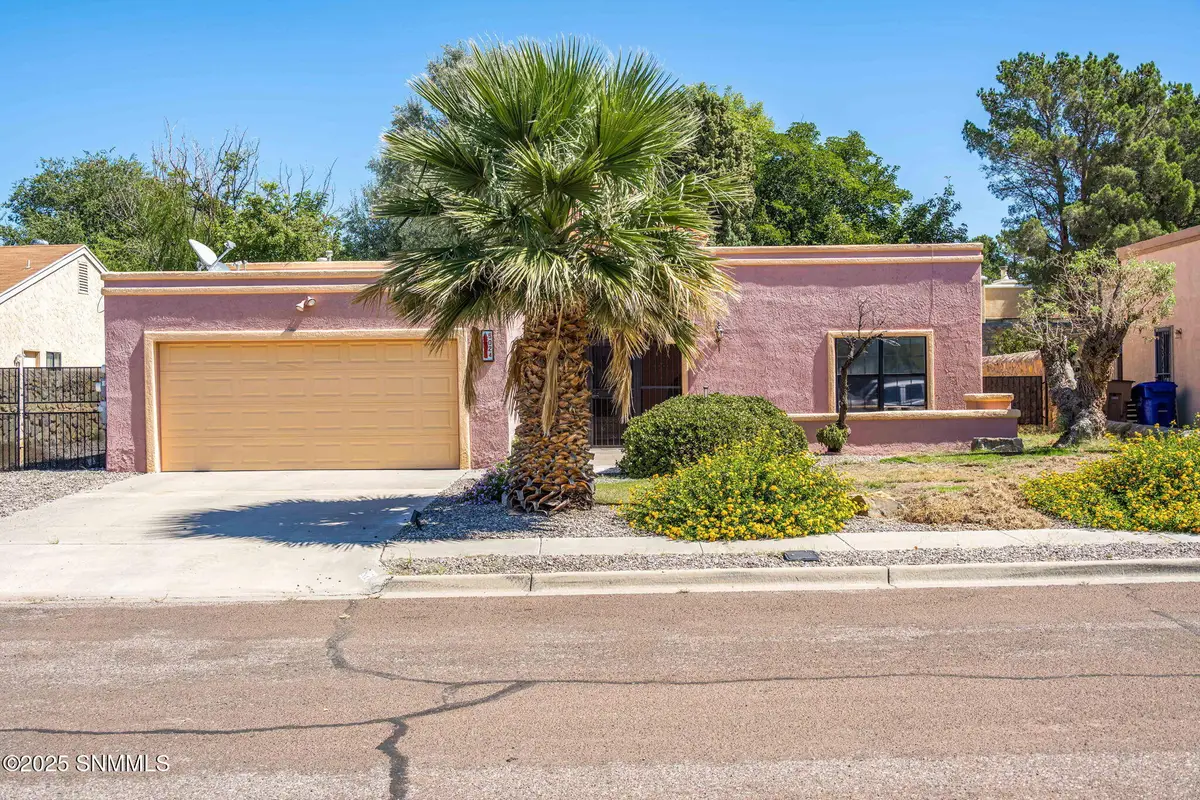 5024 Moon Shadow Place, Las Cruces, NM 88011 - #1