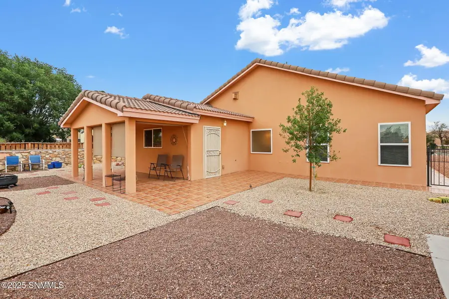 4282 Calle De Estrellas, Las Cruces, NM 88012 - #2