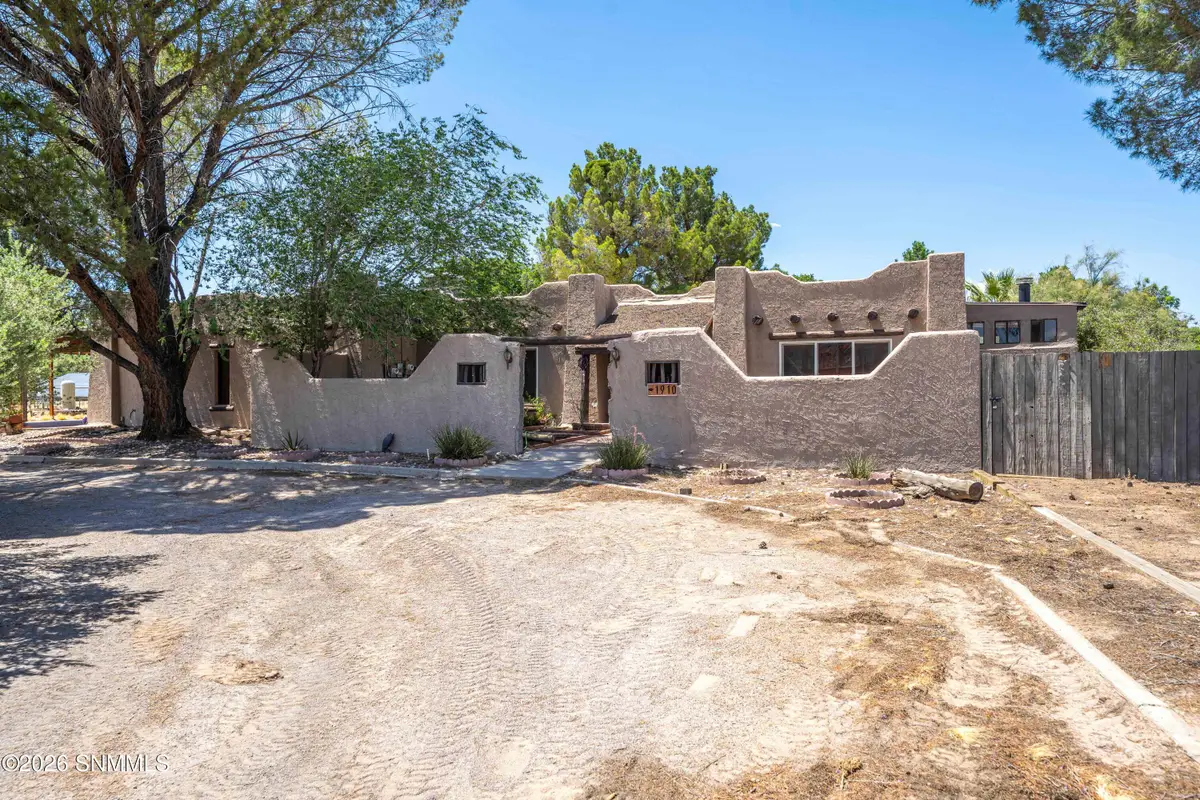1910 Lillian Court, Las Cruces, NM 88007 - #1