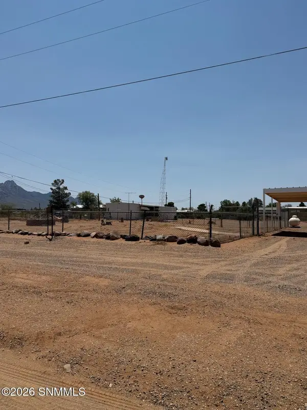 8982 Mission Lane, Las Cruces, NM 88012