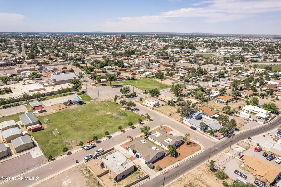 705 Cactus #1 & 2, Las Cruces, NM 88001 - #3