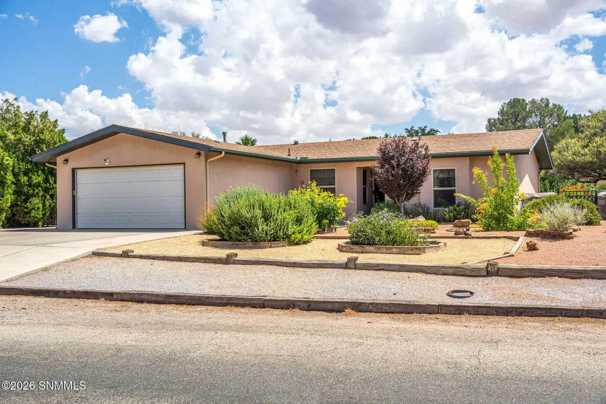 5497 Amarillo Del Sol, Las Cruces, NM 88007 - #1
