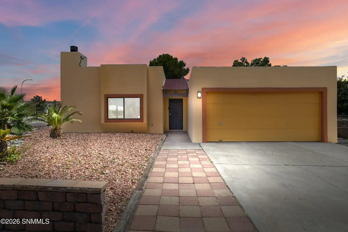 3840 Garnet Street, Las Cruces, NM 88012 - #1