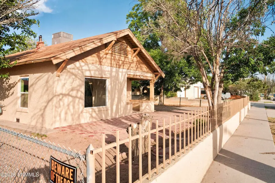 420 N Melendres Street, Las Cruces, NM 88005 - #2