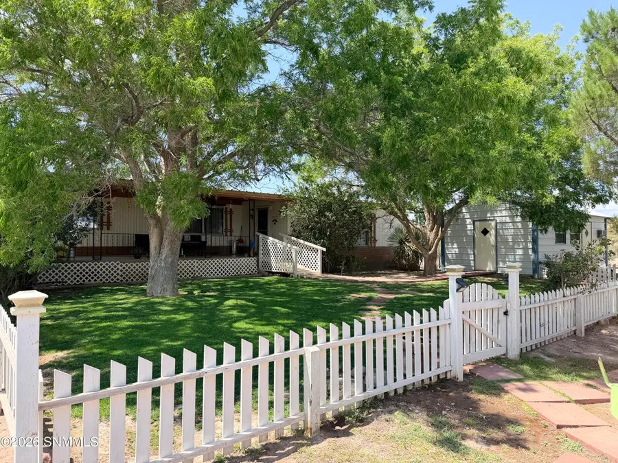 9 Queens Lane, Caballo, NM 87931 - #3