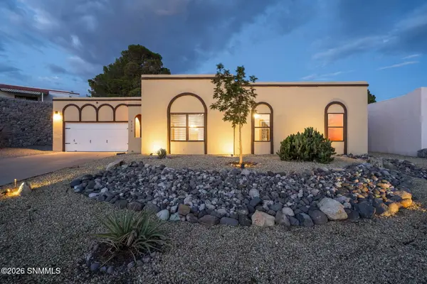 2176 Pioneer Avenue, Las Cruces, NM 88011