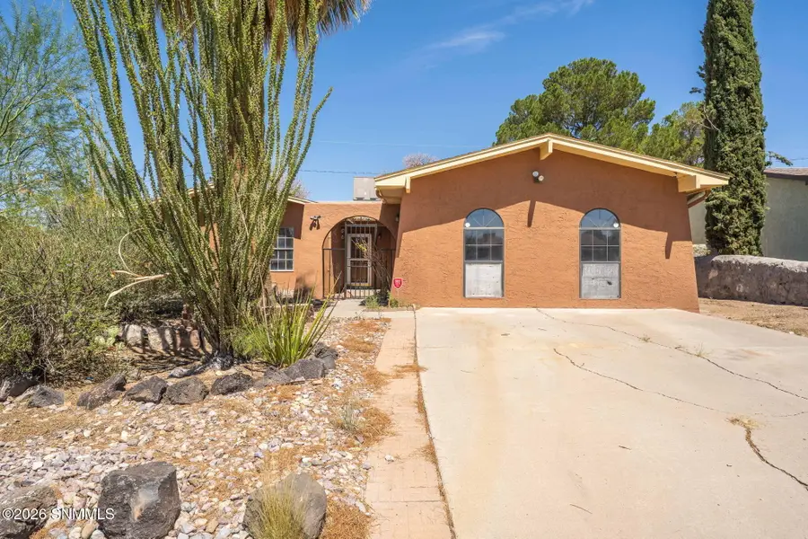1853 Seldon Avenue, Las Cruces, NM 88001 - #2