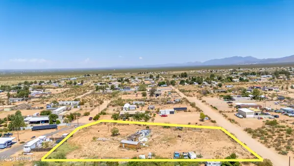 6960 Vereda Granate Road, Las Cruces, NM 88012