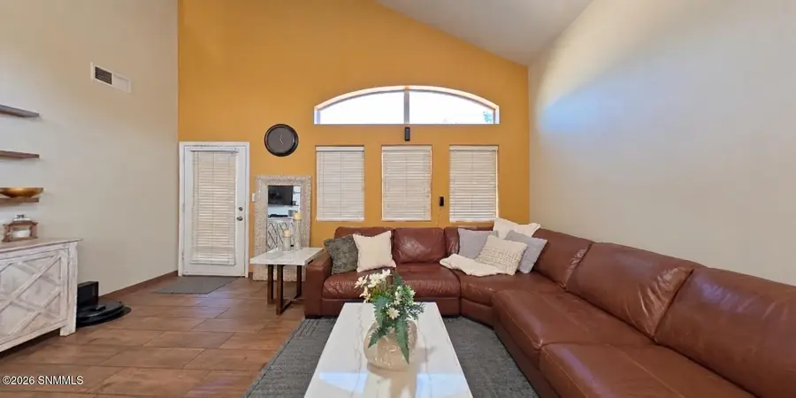 999 Gilmer Way, Las Cruces, NM 88005 - #2