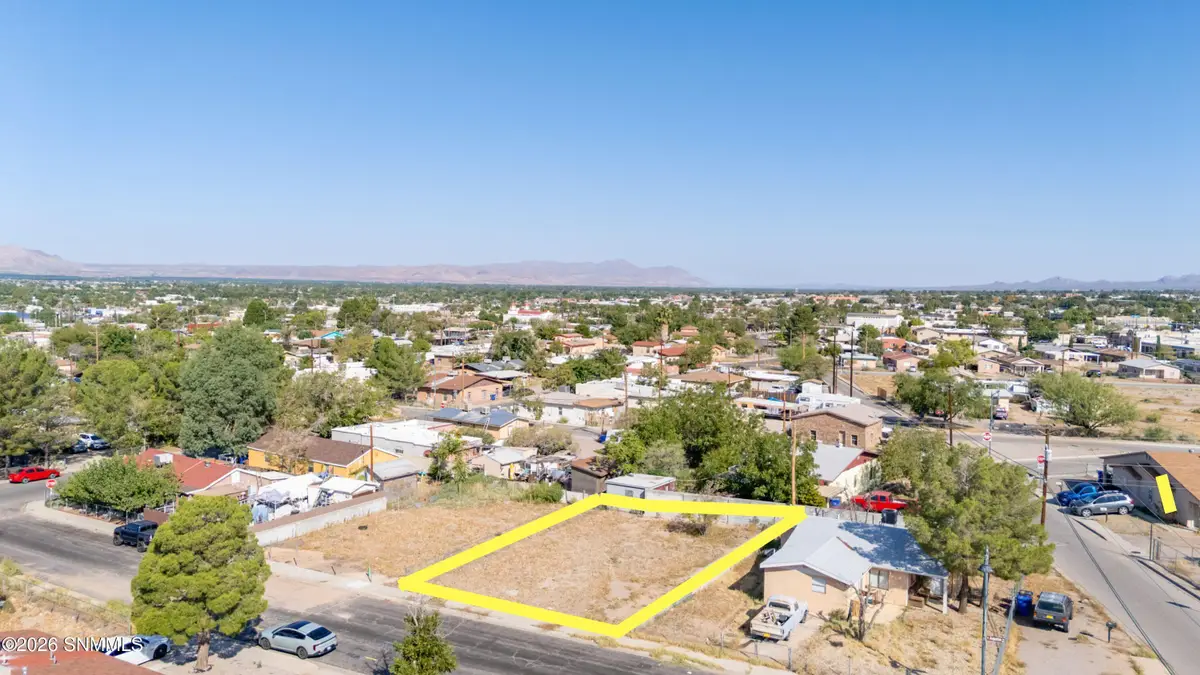 951 Augustine Avenue, Las Cruces, NM 88001 - #1