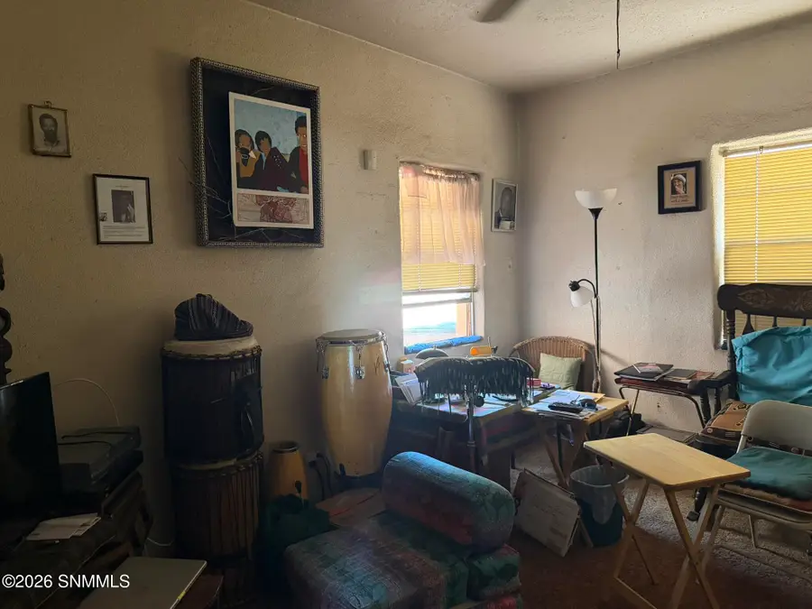 3109 Oak Street, Las Cruces, NM 88005 - #2
