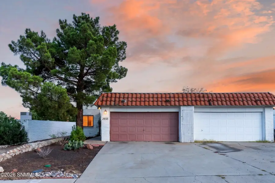 2933 Valle Vista, Las Cruces, NM 88011 - #3