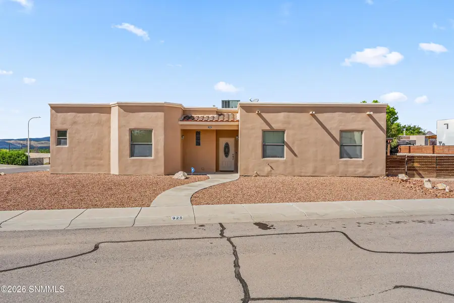 925 Prairie Lily Drive, Las Cruces, NM 88007 - #2