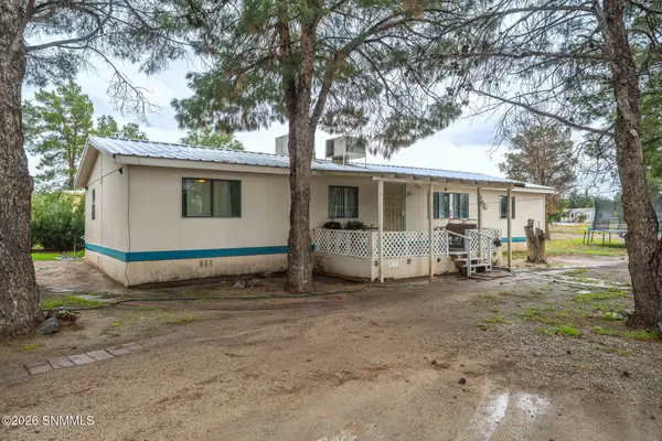 669 Hummingbird Drive, Las Cruces, NM 88007