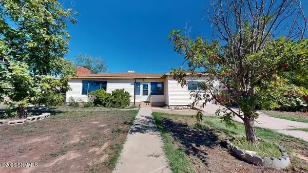 1102 Cedar Avenue, Alamogordo, NM 88310