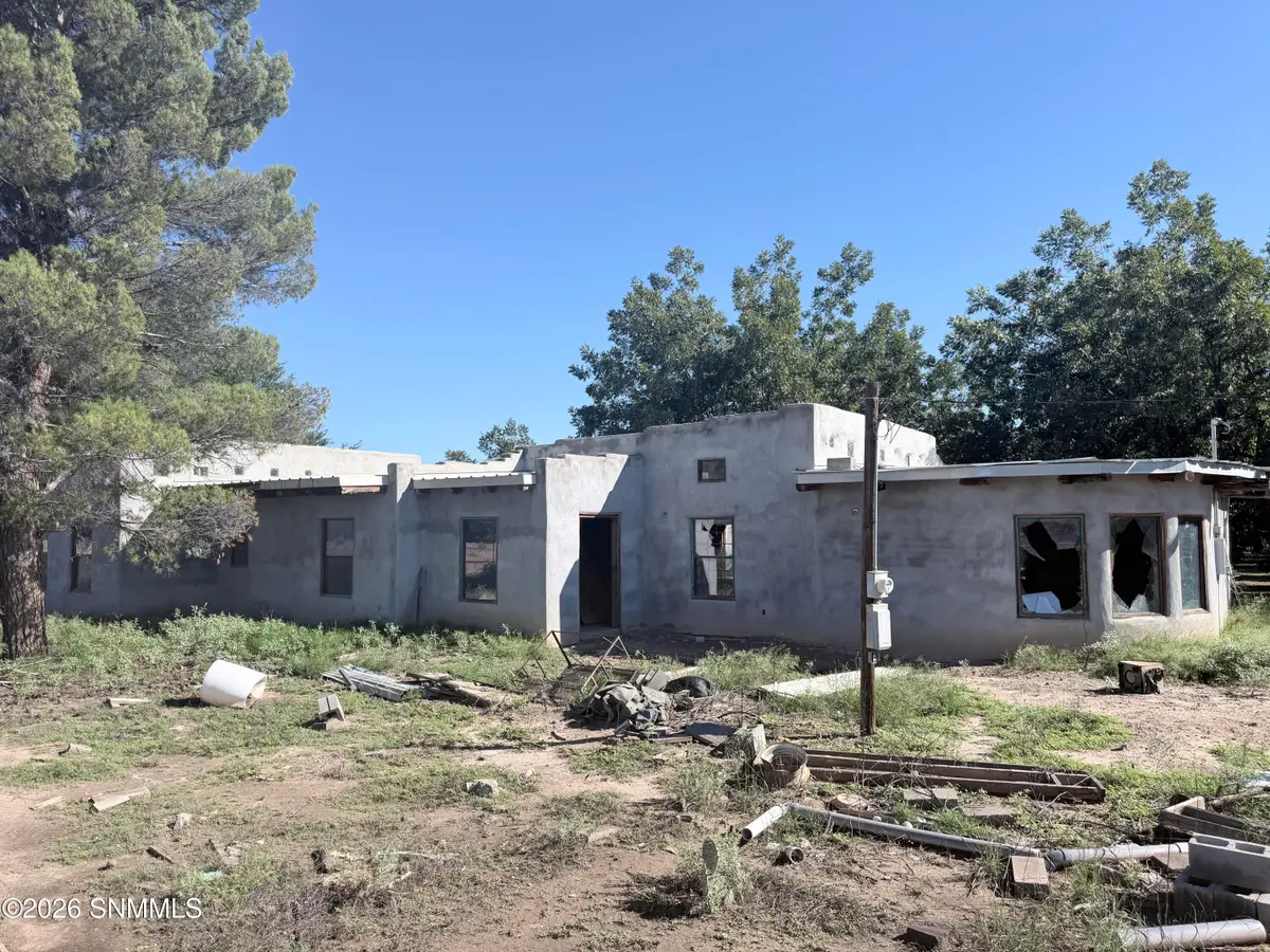 725 Savannah Road, La Mesa, NM 88044 - #1