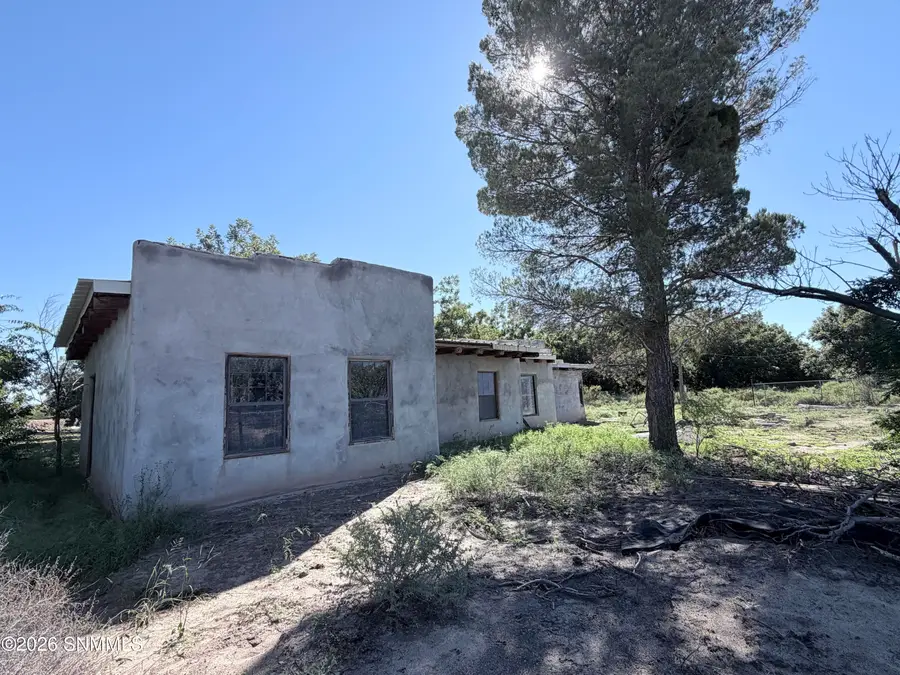 725 Savannah Road, La Mesa, NM 88044 - #2