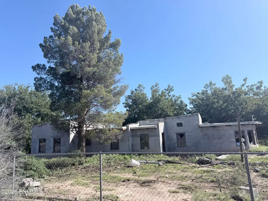 725 Savannah Road, La Mesa, NM 88044 - #3