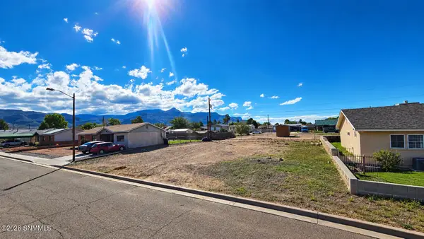 810 Larkspur Avenue, Alamogordo, NM 88310