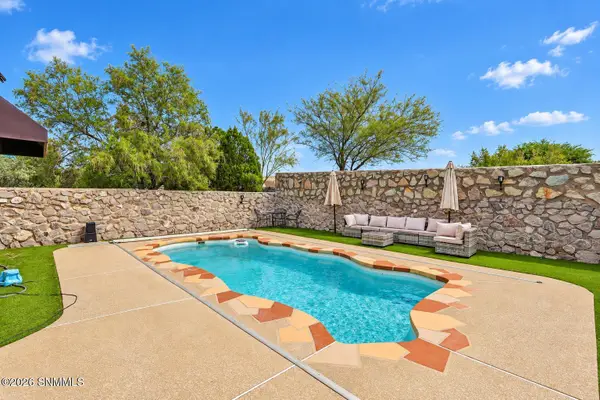 2048 Pine Needle Way, Las Cruces, NM 88012
