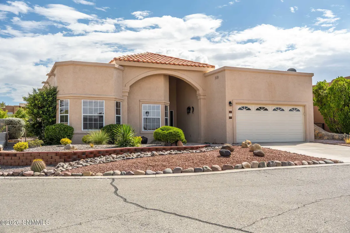 4450 Los Arboles Drive, Las Cruces, NM 88011 - #1